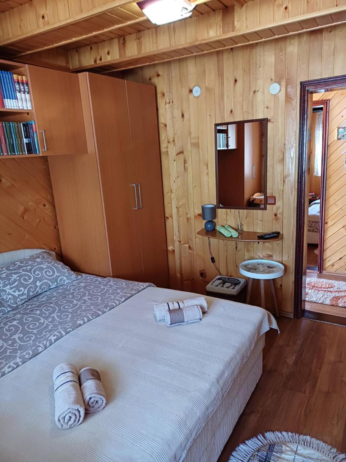 Vila Krismark Zabljak  Bagian luar foto