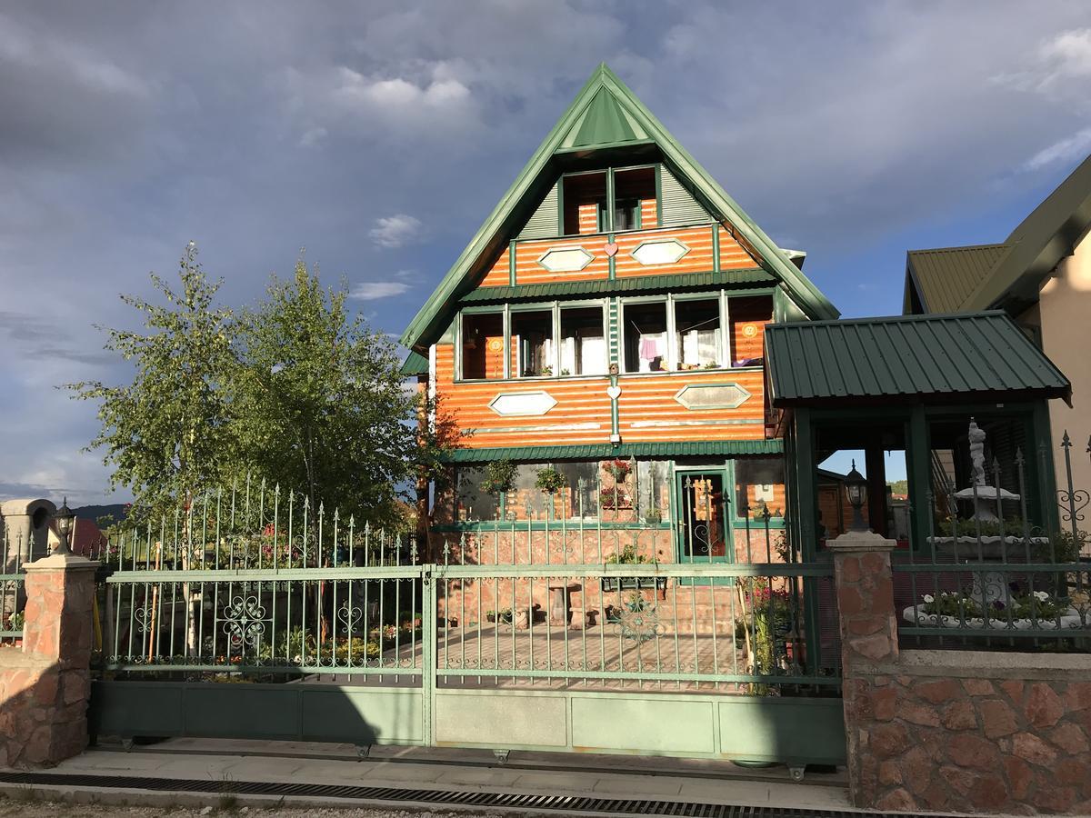 Vila Krismark Zabljak  Bagian luar foto